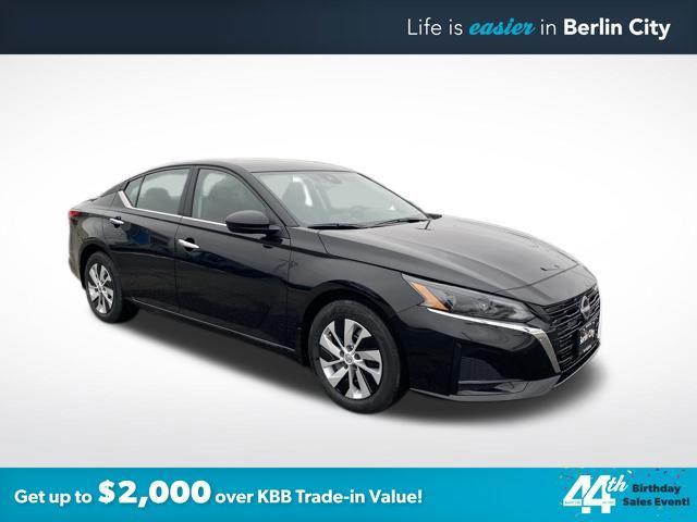 new 2025 Nissan Altima car, priced at $25,958