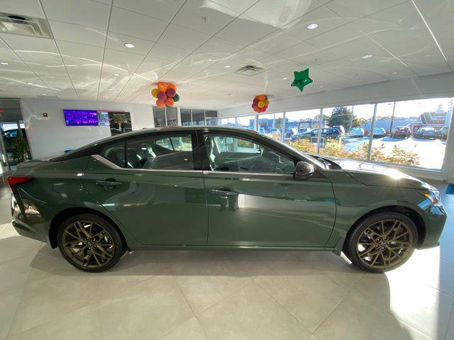 new 2025 Nissan Altima car, priced at $32,000