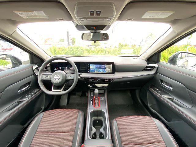 new 2025 Nissan Kicks car, priced at $31,421