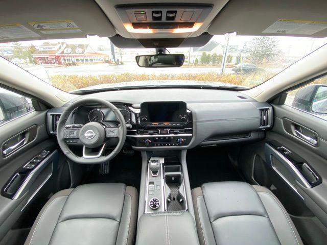 new 2025 Nissan Pathfinder car, priced at $42,732
