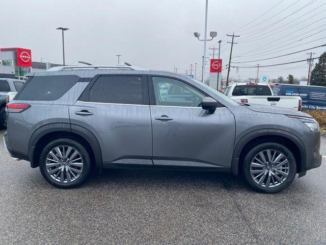 new 2025 Nissan Pathfinder car, priced at $42,732