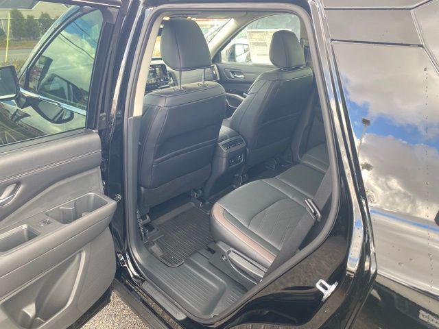 new 2025 Nissan Pathfinder car, priced at $45,731