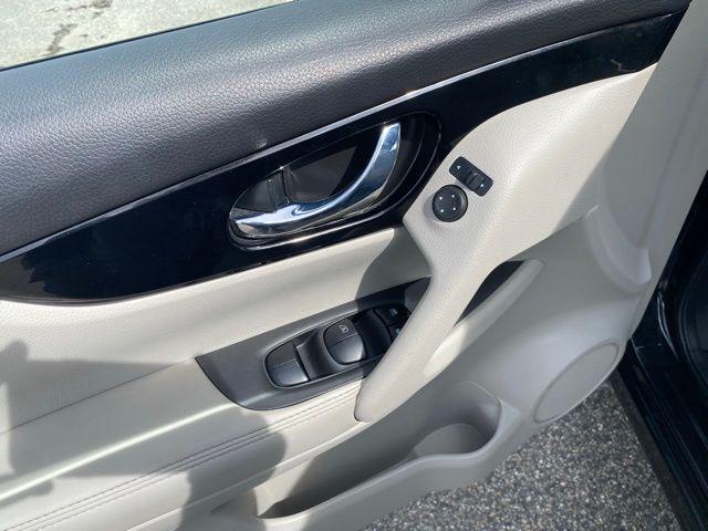 used 2022 Nissan Rogue Sport car, priced at $22,988