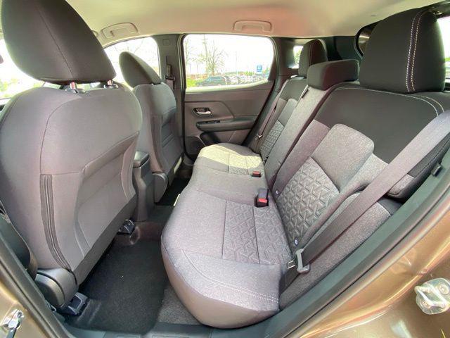 new 2025 Nissan Kicks car, priced at $27,055