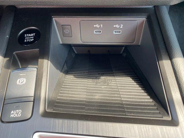 new 2025 Nissan Kicks car, priced at $27,055