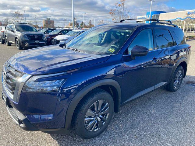 new 2025 Nissan Pathfinder car, priced at $34,300