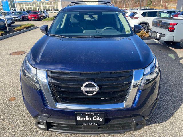new 2025 Nissan Pathfinder car, priced at $34,300