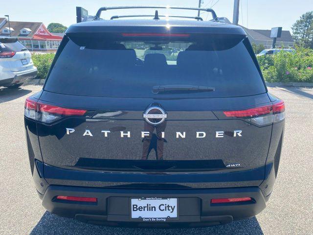 new 2025 Nissan Pathfinder car, priced at $39,280