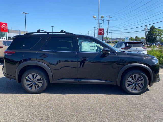 new 2025 Nissan Pathfinder car, priced at $39,280