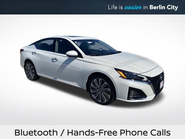 used 2023 Nissan Altima car, priced at $25,003