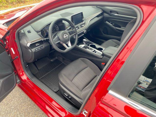 used 2023 Nissan Altima car, priced at $21,966