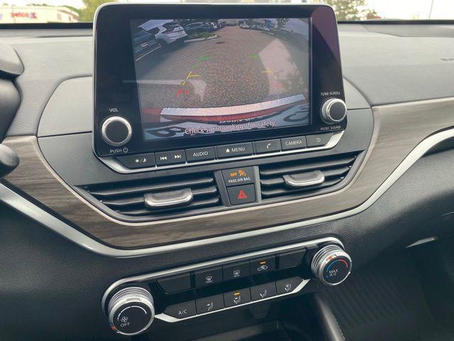 used 2023 Nissan Altima car, priced at $21,966