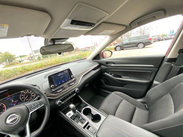 used 2023 Nissan Altima car, priced at $21,966