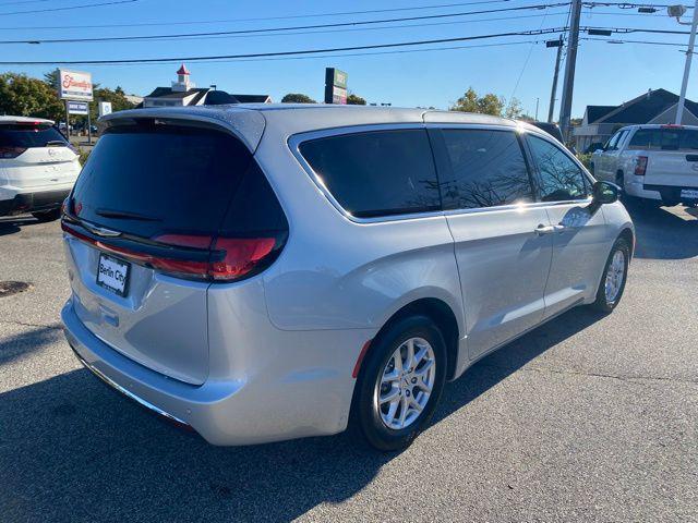 used 2024 Chrysler Pacifica car, priced at $34,489