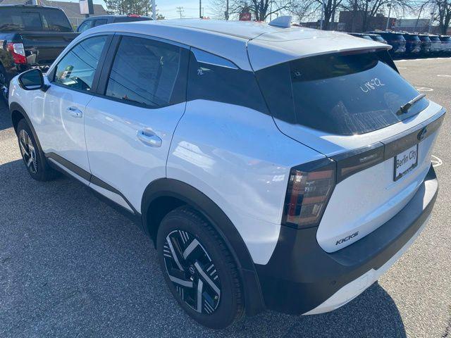 new 2025 Nissan Kicks car, priced at $26,000