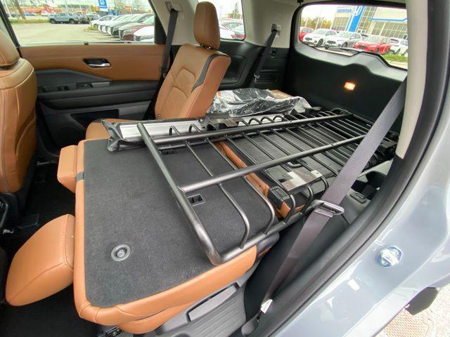 new 2025 Nissan Pathfinder car, priced at $44,000