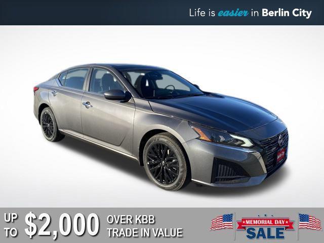 new 2025 Nissan Altima car, priced at $30,258