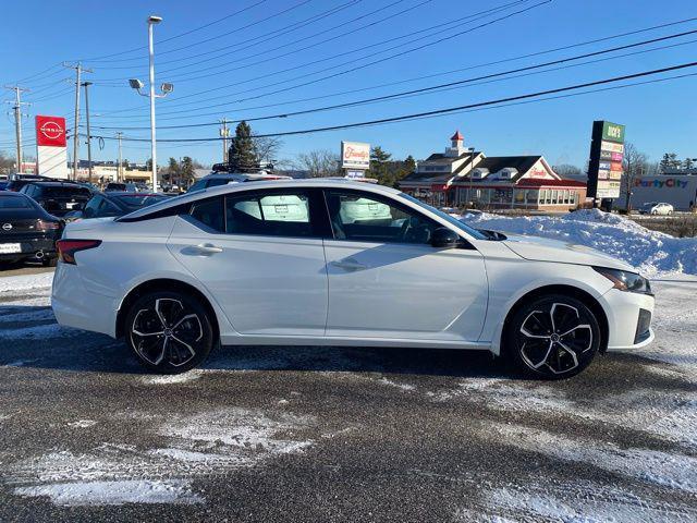 used 2024 Nissan Altima car, priced at $25,365