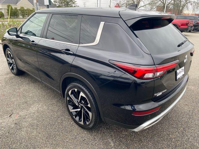 used 2024 Mitsubishi Outlander car, priced at $28,517