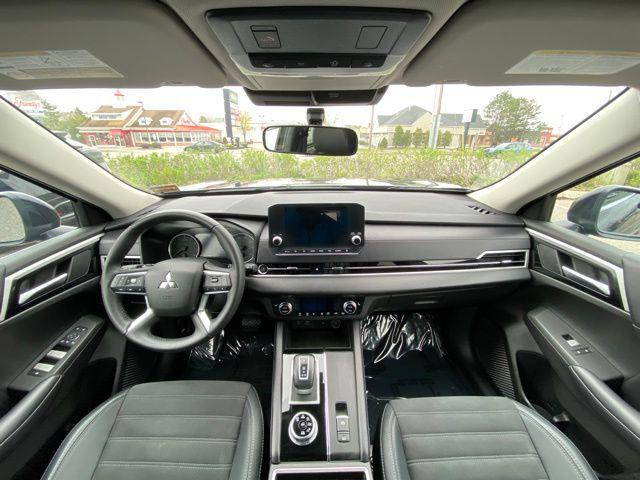 used 2024 Mitsubishi Outlander car, priced at $28,517