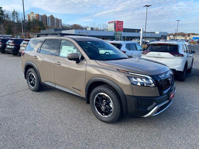 new 2025 Nissan Pathfinder car, priced at $43,381