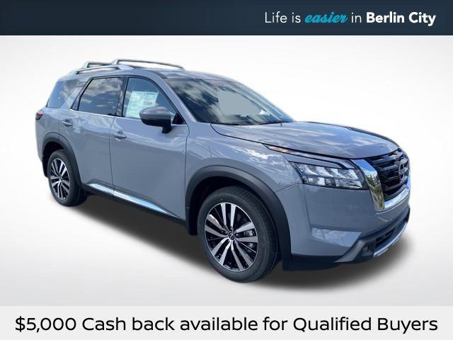 new 2025 Nissan Pathfinder car, priced at $46,813