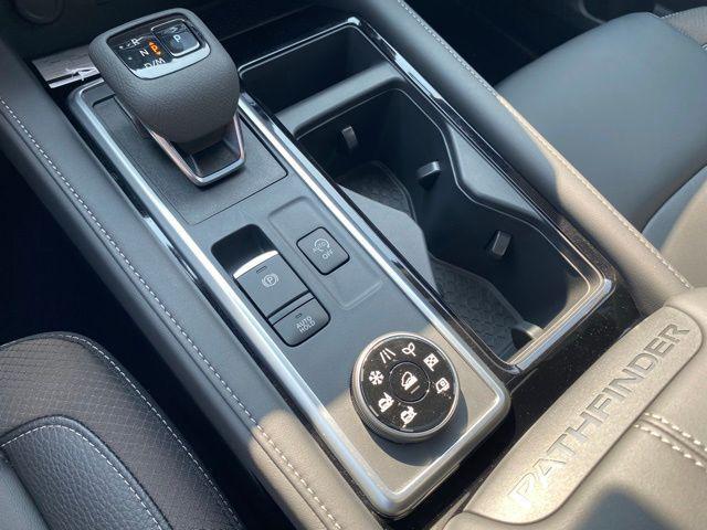 new 2025 Nissan Pathfinder car, priced at $44,218