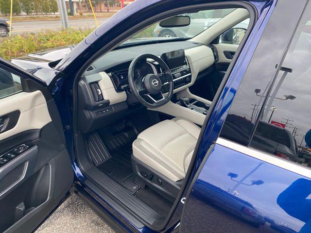 used 2022 Nissan Pathfinder car, priced at $27,550