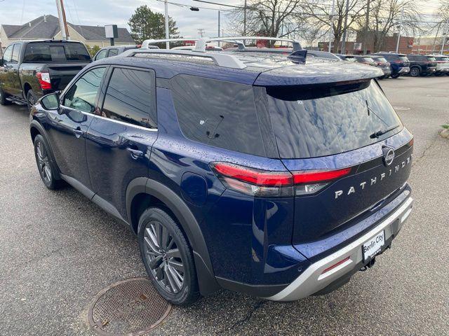 new 2025 Nissan Pathfinder car, priced at $50,600