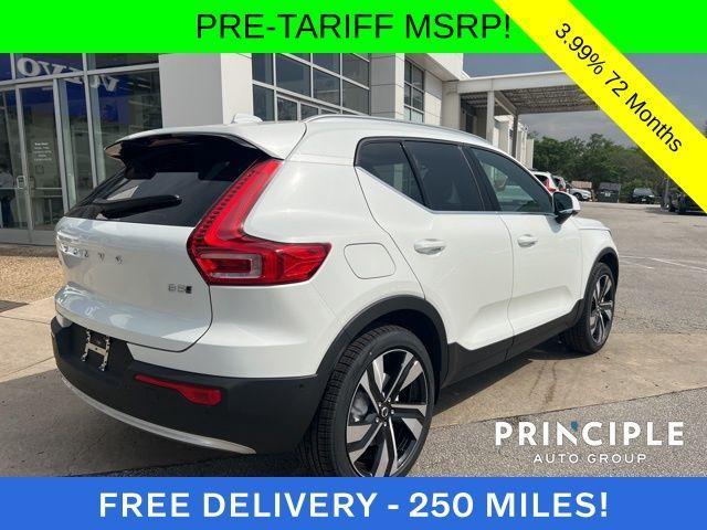 new 2025 Volvo XC40 car, priced at $49,270