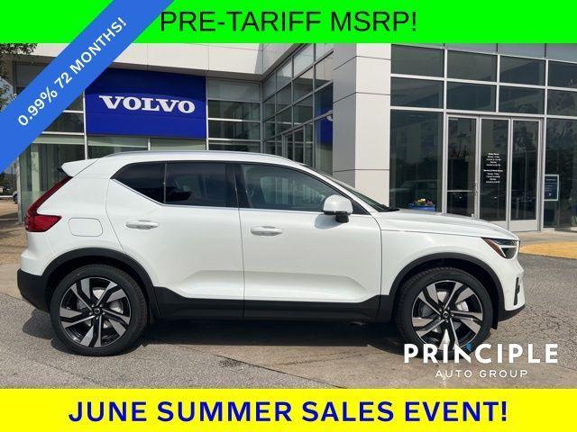 new 2025 Volvo XC40 car, priced at $49,270