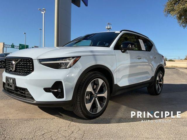 used 2025 Volvo XC40 car, priced at $37,968