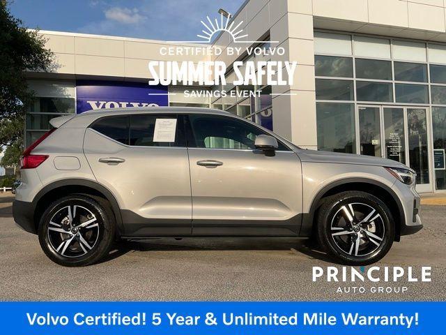 used 2025 Volvo XC40 car, priced at $33,962