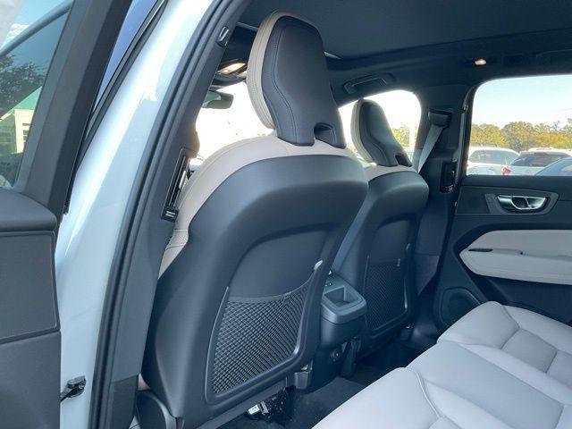 new 2026 Volvo XC60 car, priced at $57,985