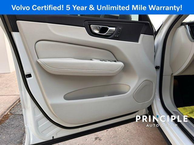used 2022 Volvo XC60 car, priced at $40,962