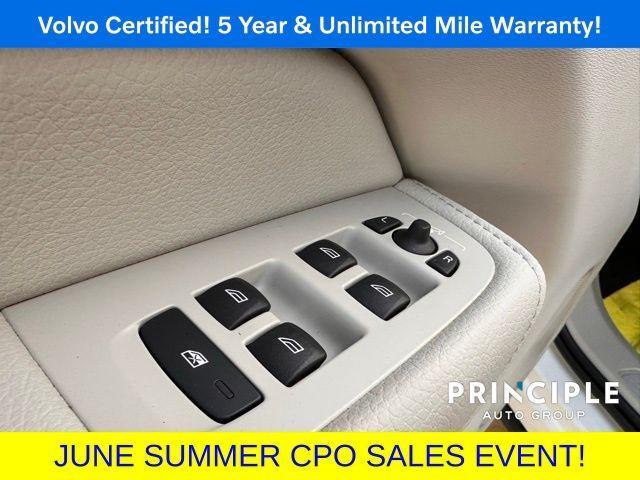 used 2022 Volvo XC60 car, priced at $32,962