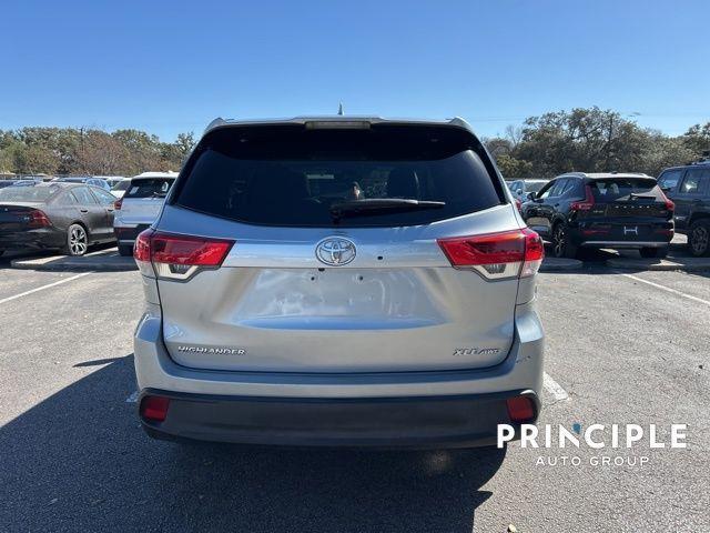 used 2018 Toyota Highlander car, priced at $24,982