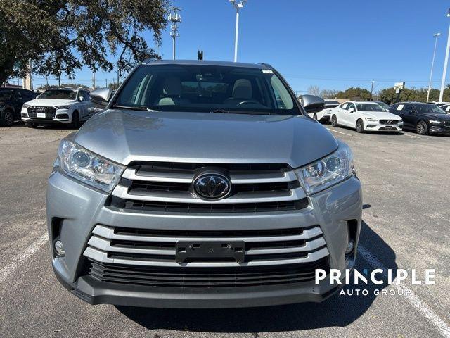 used 2018 Toyota Highlander car, priced at $24,982