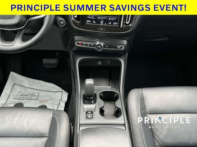 used 2022 Volvo XC40 car, priced at $22,962