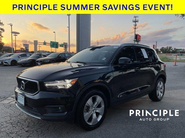 used 2022 Volvo XC40 car, priced at $22,962
