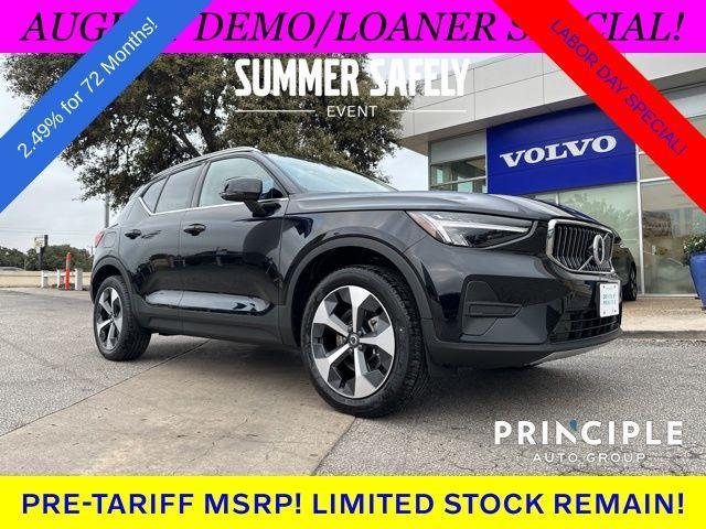 new 2025 Volvo XC40 car, priced at $41,900