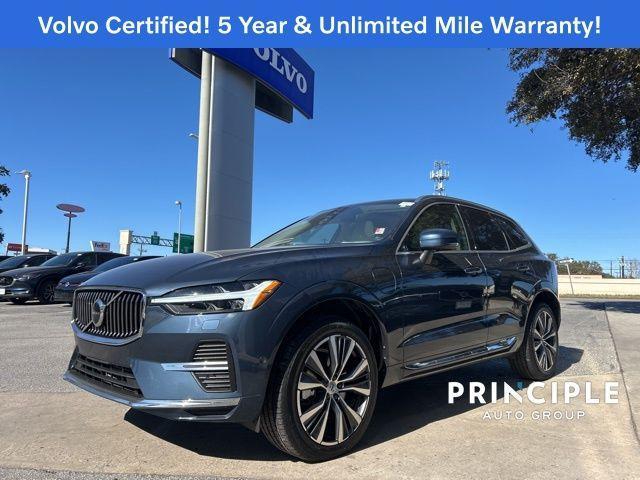 used 2022 Volvo XC60 Recharge Plug-In Hybrid car, priced at $43,968