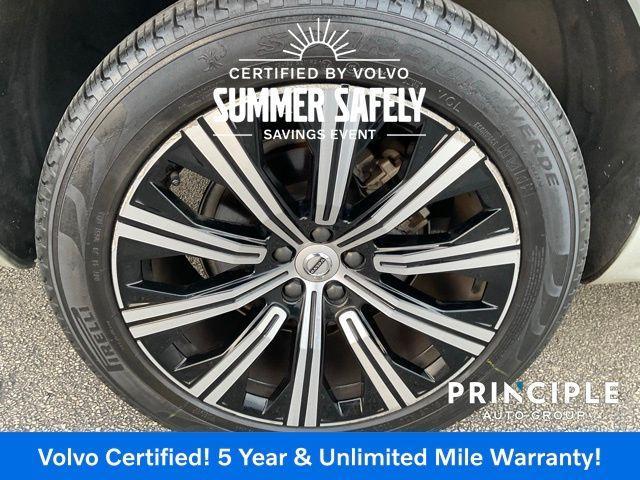 used 2022 Volvo XC90 car, priced at $50,962