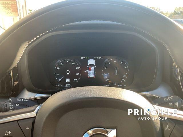 used 2018 Volvo XC60 car, priced at $24,962