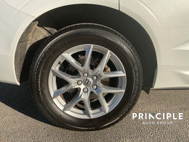 used 2018 Volvo XC60 car, priced at $24,962