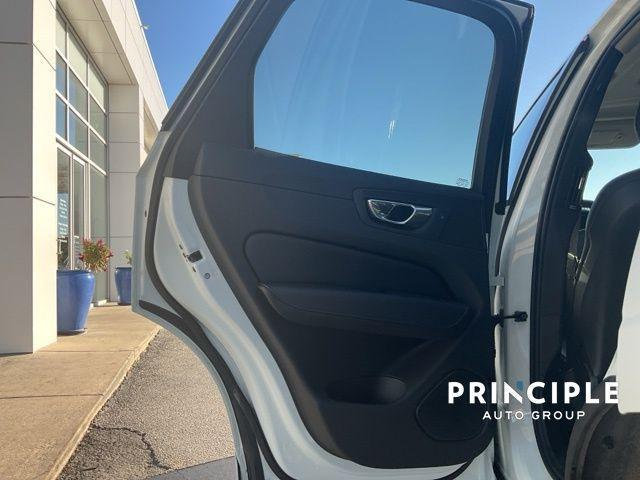 used 2018 Volvo XC60 car, priced at $24,962