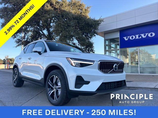 new 2025 Volvo XC40 car, priced at $41,945