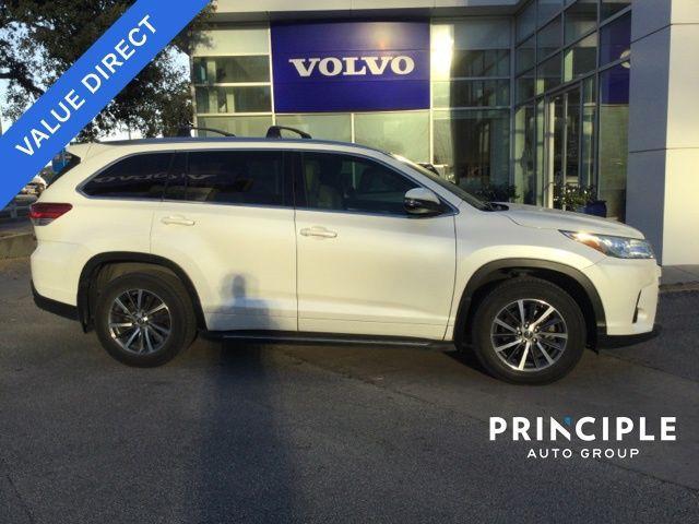 used 2018 Toyota Highlander car, priced at $18,750