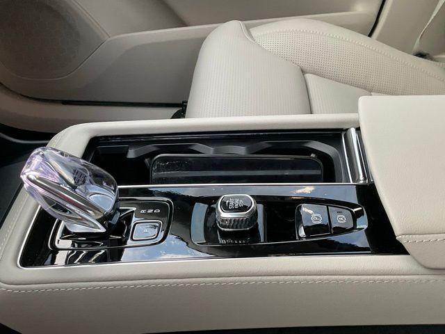 new 2026 Volvo XC90 car, priced at $75,155