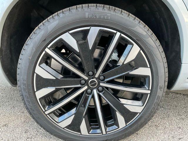 new 2026 Volvo XC90 car, priced at $75,155